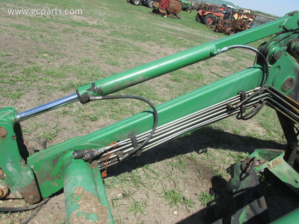 741 LOADER 8FT W/ GRAPPLE